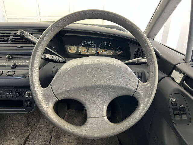 1992 TOYOTA ESTIMA EMINA
