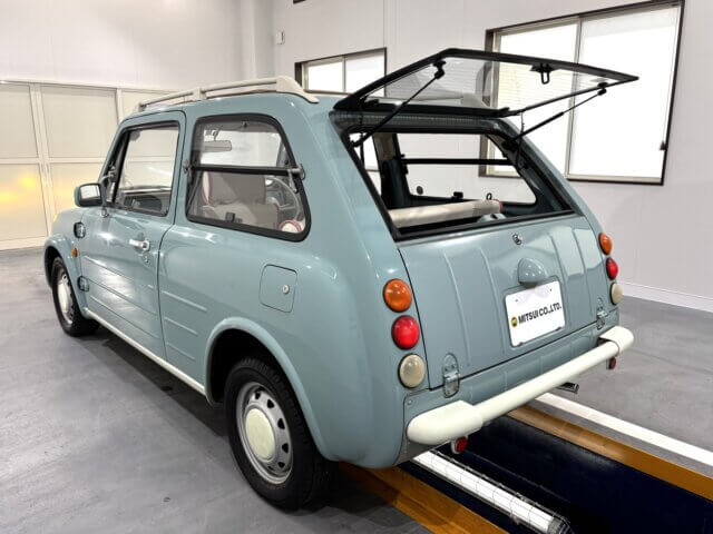 1989 NISSAN PAO