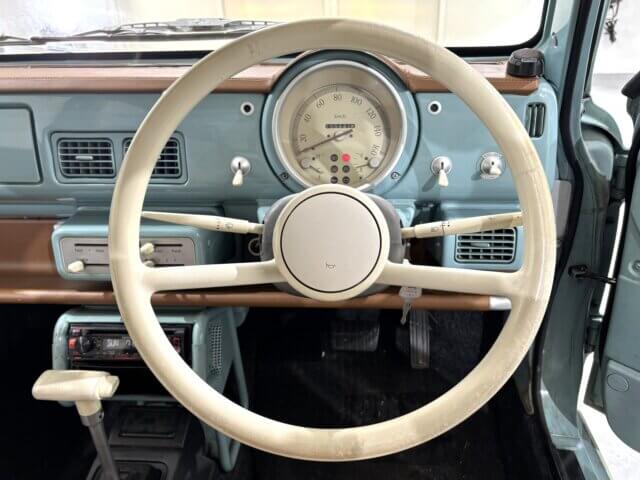 1989 NISSAN PAO