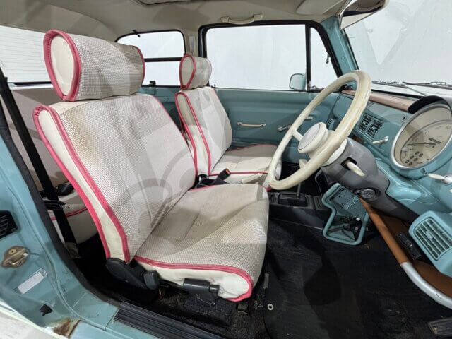 1989 NISSAN PAO
