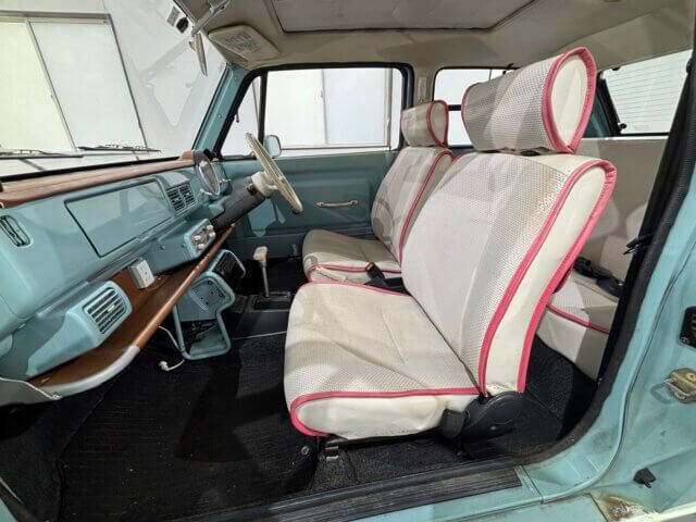 1989 NISSAN PAO