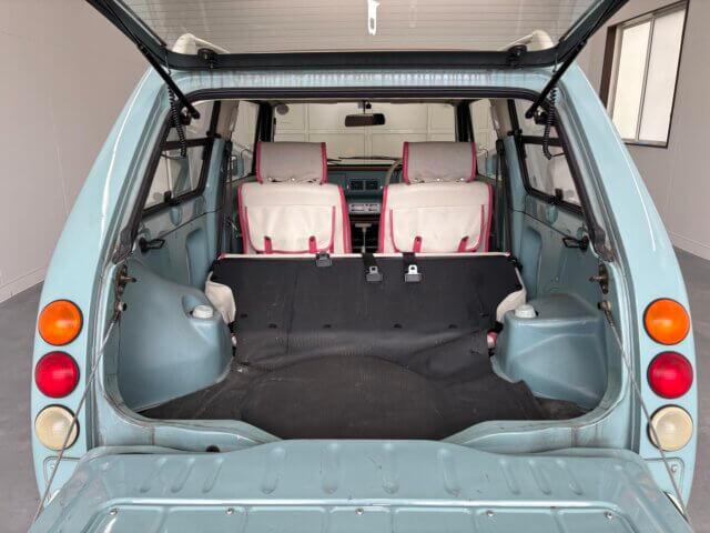 1989 NISSAN PAO