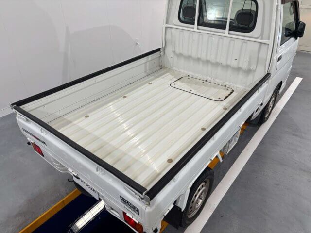 2000 DAIHATSU HIJET TRUCK