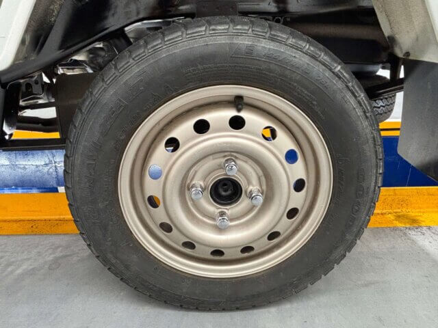 2000 DAIHATSU HIJET TRUCK