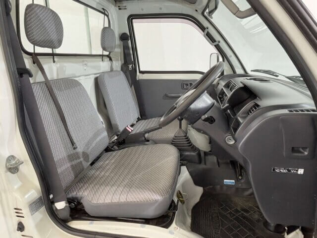 2000 DAIHATSU HIJET TRUCK