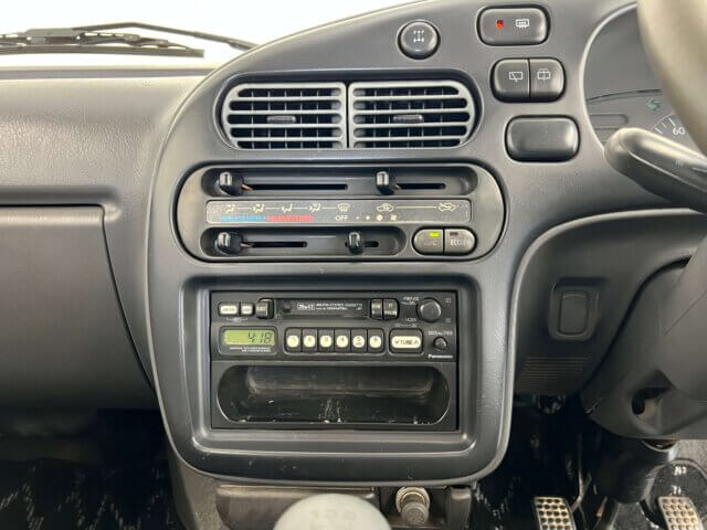 1994 DAIHATSU ATRAI