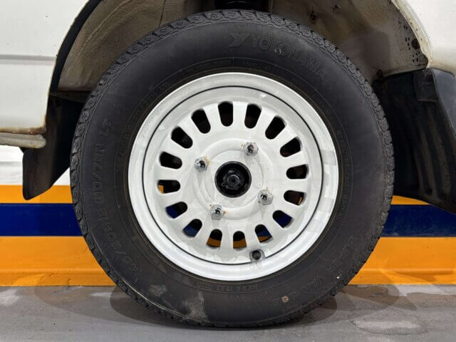 1991 MITSUBISHI MINICAB TRUCK