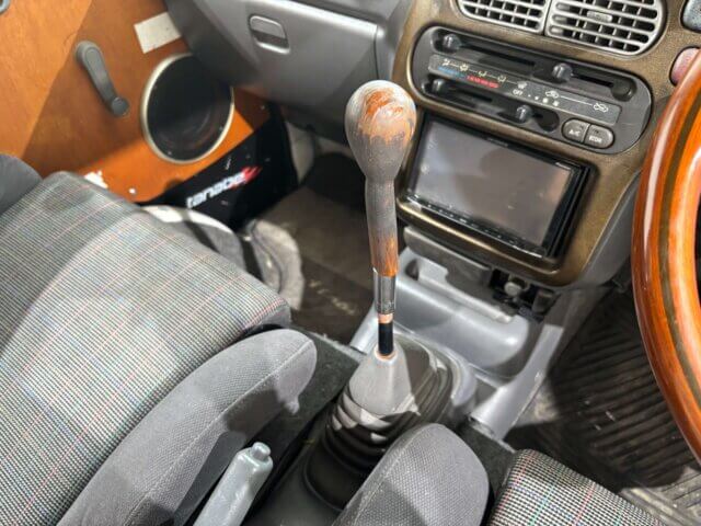 1995 DAIHATSU ATRAI