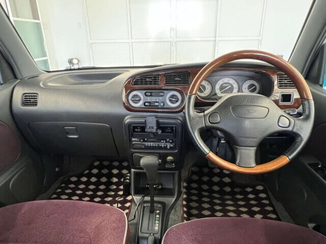 1999 DAIHATSU MIRA GINO