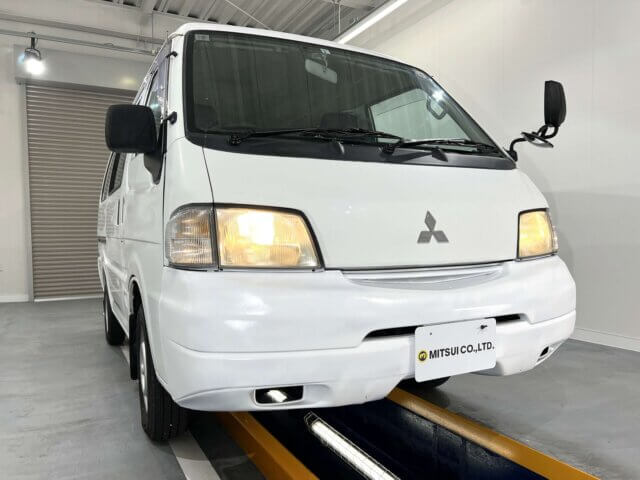 2000 MITSUBISHI DELICA VAN