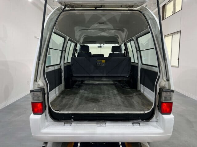 2000 MITSUBISHI DELICA VAN