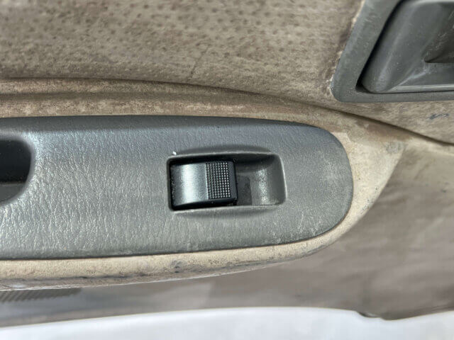2000 MITSUBISHI DELICA VAN