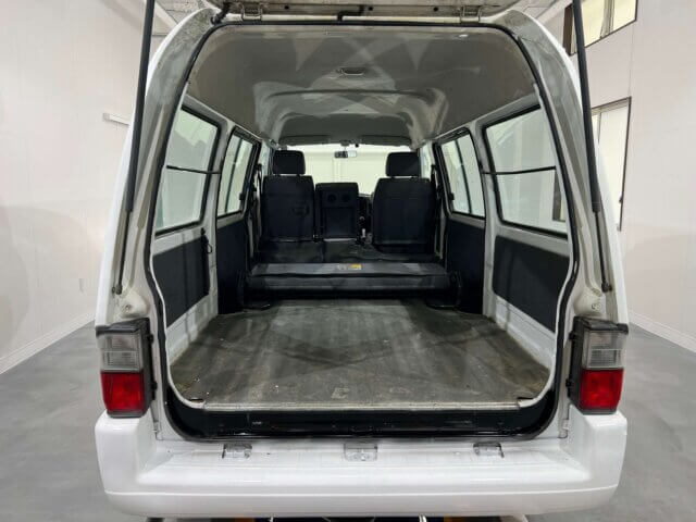 2000 MITSUBISHI DELICA VAN