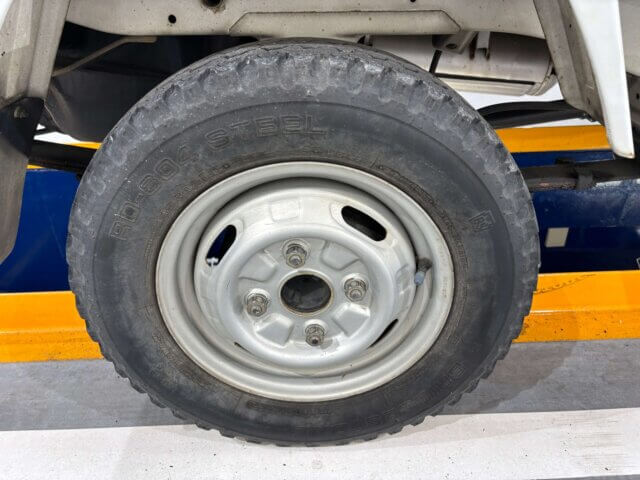 1998 MITSUBISHI MINICAB TRUCK