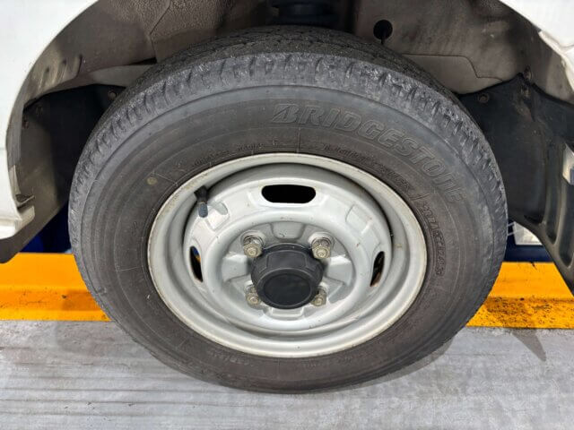 1998 MITSUBISHI MINICAB TRUCK