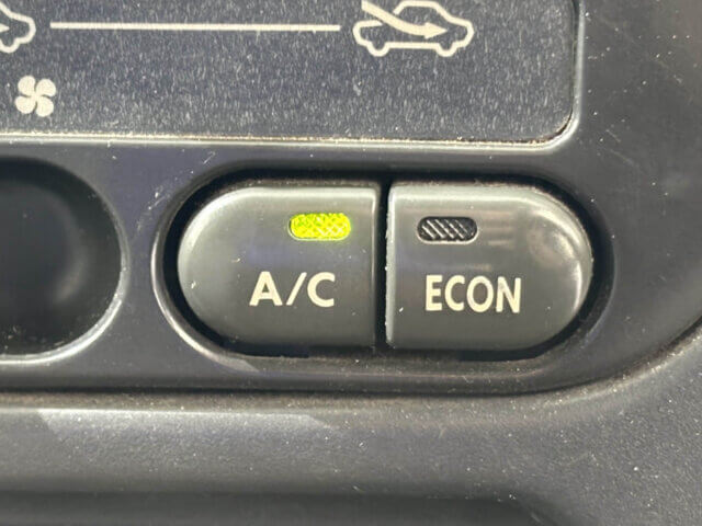 1998 DAIHATSU ATRAI
