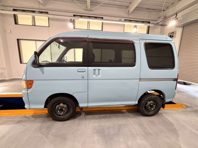 1998 DAIHATSU ATRAI