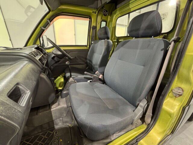 2000 DAIHATSU HIJET TRUCK