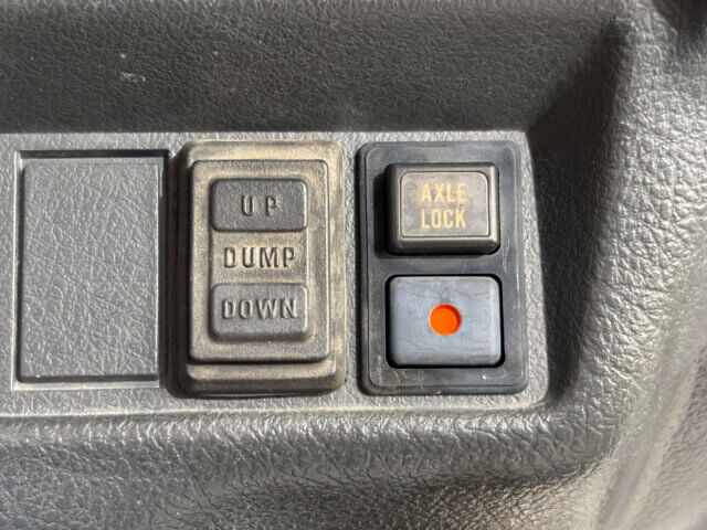 1994 SUZUKI CARRY DUMP