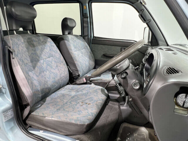 1998 DAIHATSU ATRAI