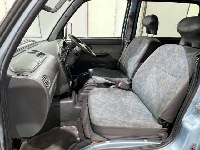 1998 DAIHATSU ATRAI