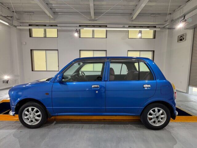 1999 DAIHATSU MIRA GINO