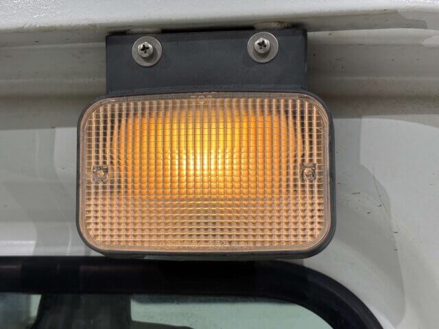 1999 MITSUBISHI MINICAB TRUCK