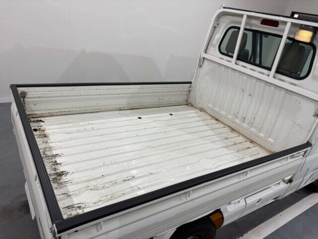 1999 MITSUBISHI MINICAB TRUCK