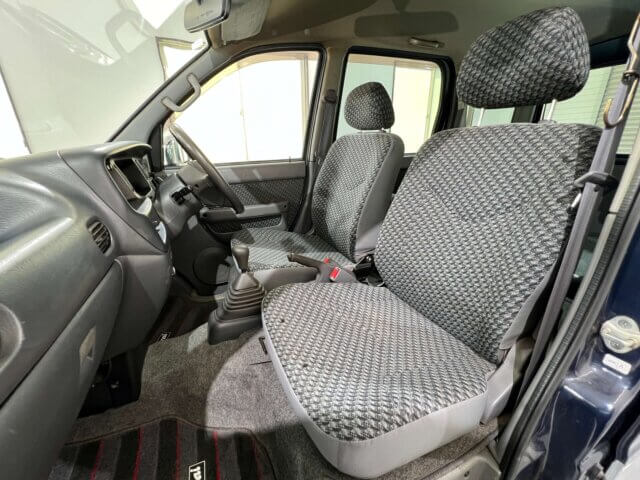2000 DAIHATSU ATRAI