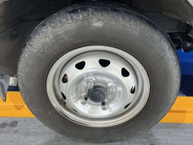 2000 DAIHATSU HIJET TRUCK
