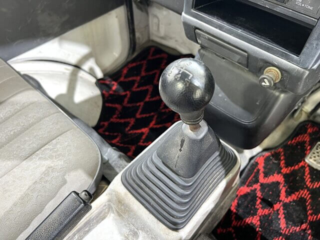 1991 MITSUBISHI MINICAB DUMP