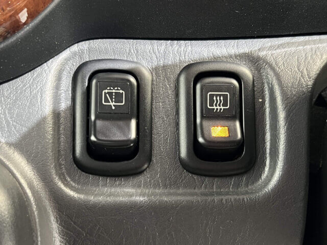2000 DAIHATSU MIRA GINO