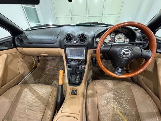 2000 MAZDA ROADSTER