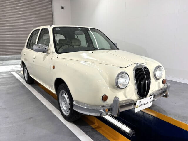 2000 MITSUOKA VIEWT