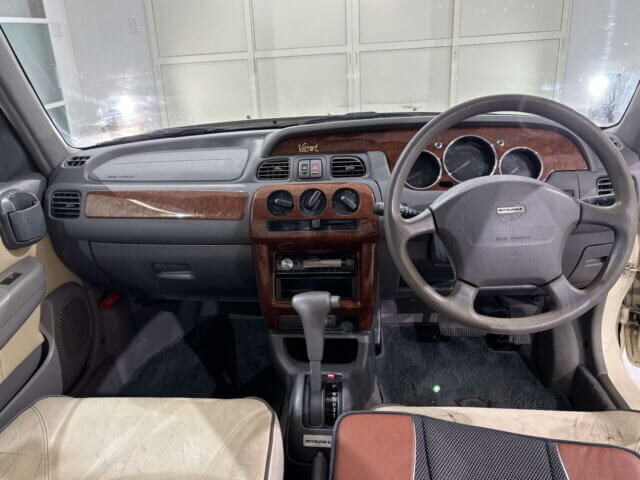2000 MITSUOKA VIEWT