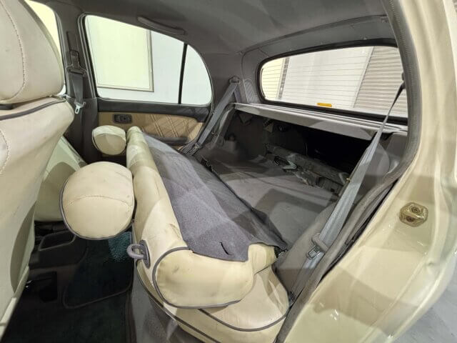2000 MITSUOKA VIEWT