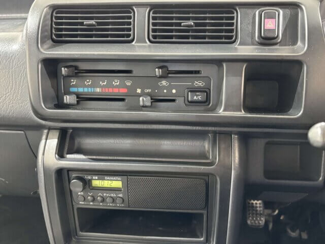 2001 DAIHATSU HIJET TRUCK