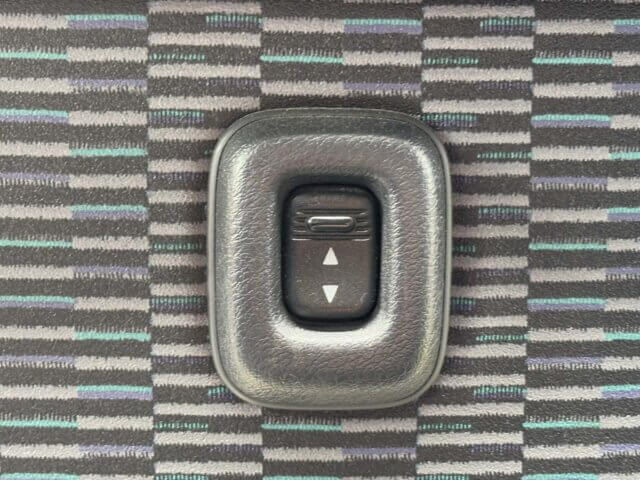1999 DAIHATSU ATRAI