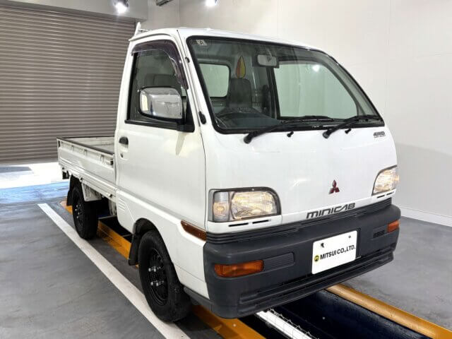 1997 MITSUBISHI MINICAB TRUCK