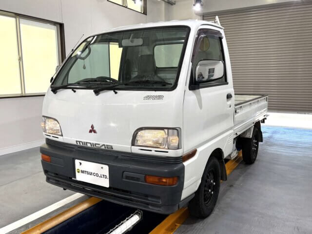 1997 MITSUBISHI MINICAB TRUCK