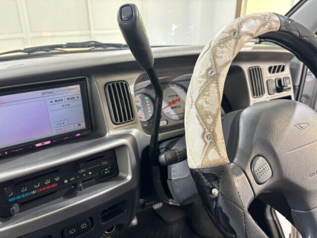 1999 DAIHATSU ATRAI