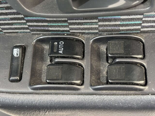 1999 DAIHATSU ATRAI