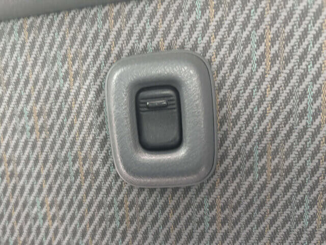 2000 DAIHATSU ATRAI