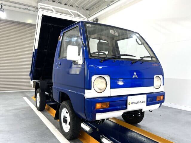 1990 MITSUBISHI MINICAB DUMP