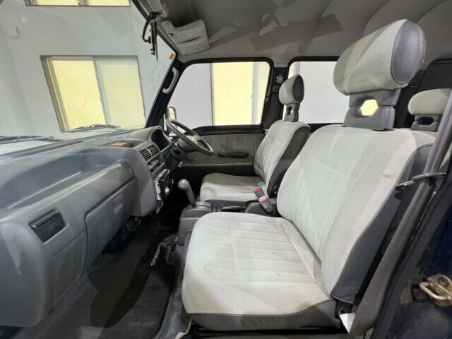 1995 SUBARU SAMBAR VAN CLASSIC