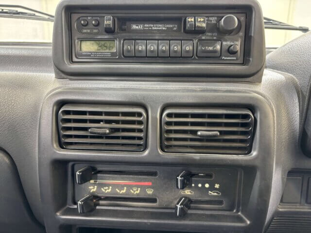 1993 DAIHATSU ATRAI
