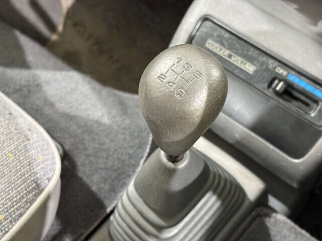 1993 DAIHATSU ATRAI