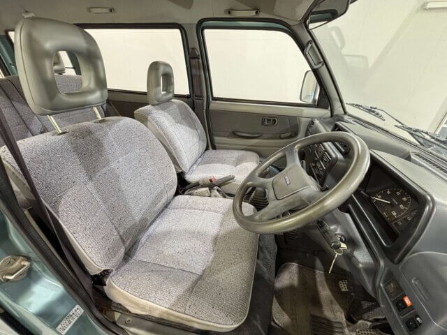 1993 DAIHATSU ATRAI