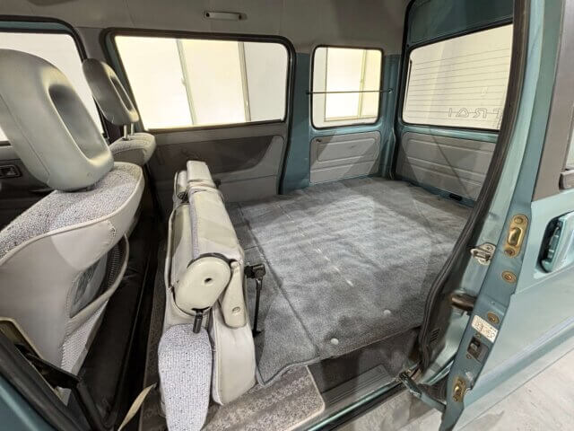 1993 DAIHATSU ATRAI