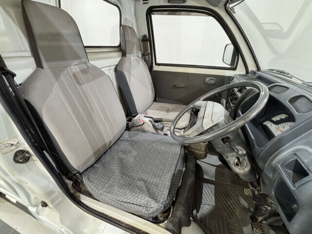 1993 MITSUBISHI MINICAB TRUCK